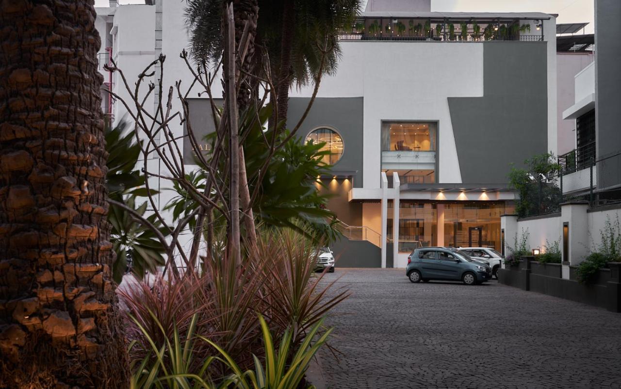 Vihang'S Palm Club - Vaccinated Team Thane Exterior photo